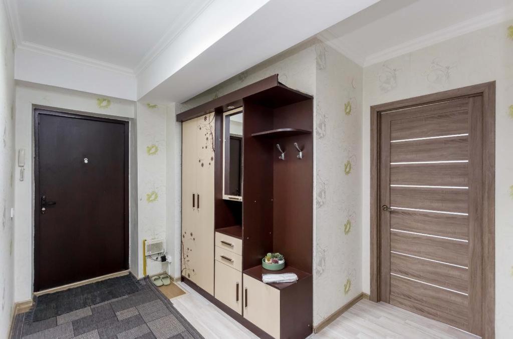 Apartment светлая рядом с парком горького Almaty